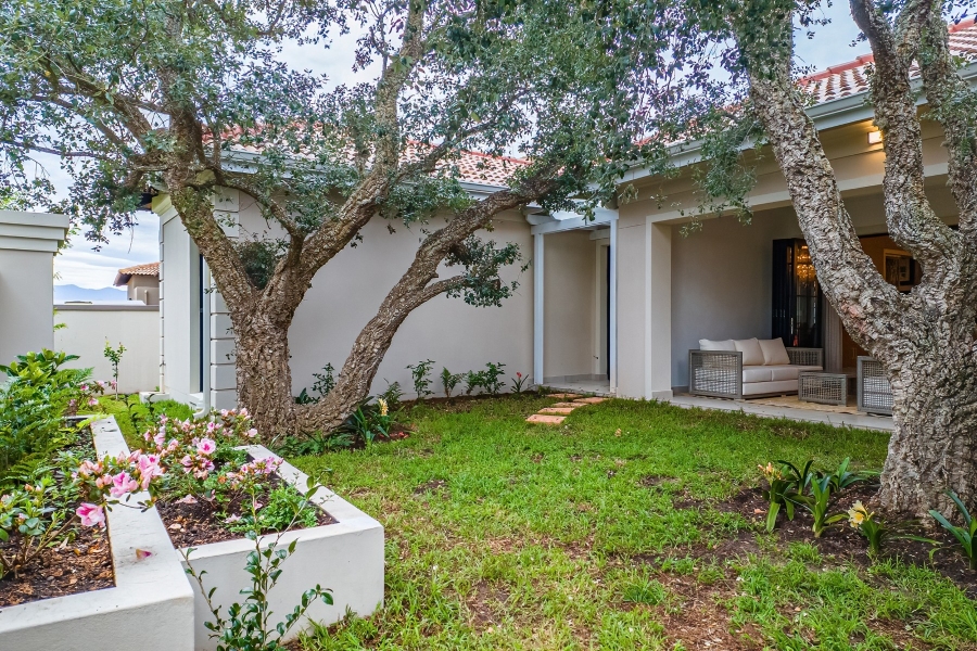 3 Bedroom Property for Sale in The Hill Western Cape